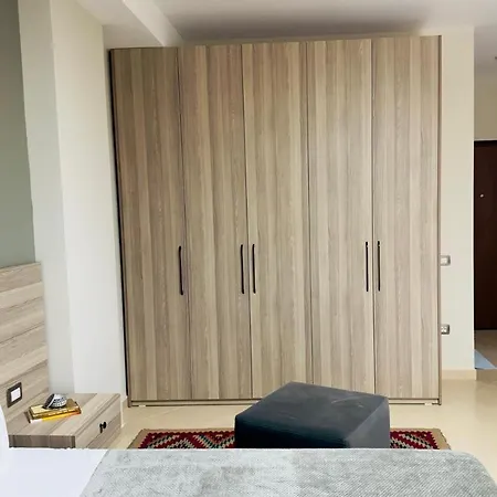 Aparthotel Agora *