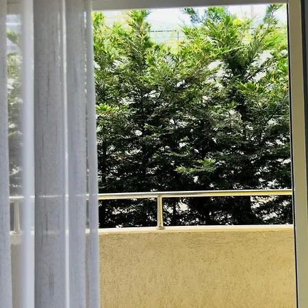 Agora Aparthotel